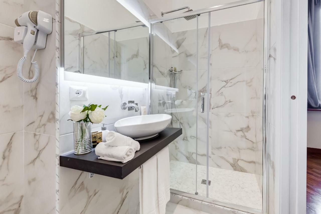 Trevi Private Suites By Premium Suites Collection Рим Екстериор снимка