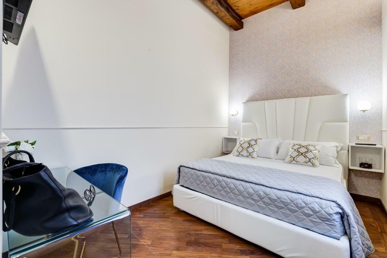 Trevi Private Suites By Premium Suites Collection Рим Екстериор снимка